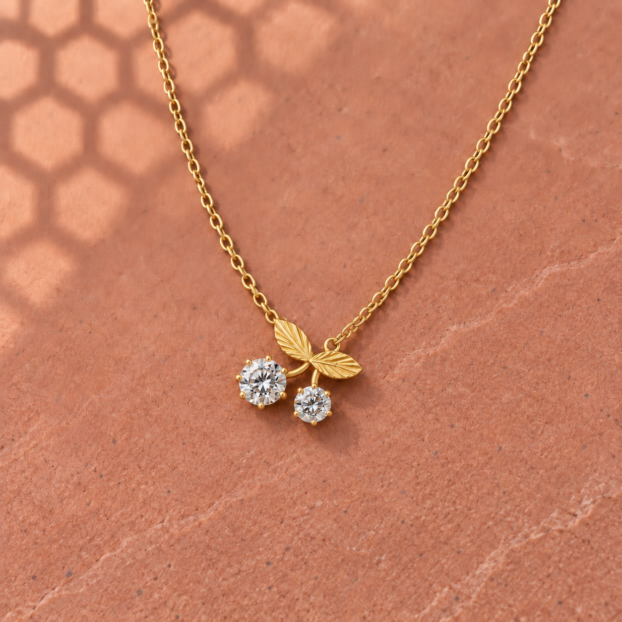 Necklace 1548 — product photograph