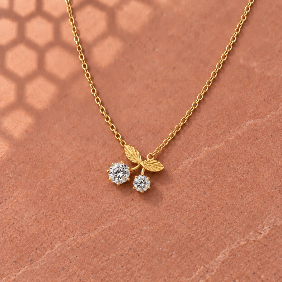 Necklace 1548 — product photograph