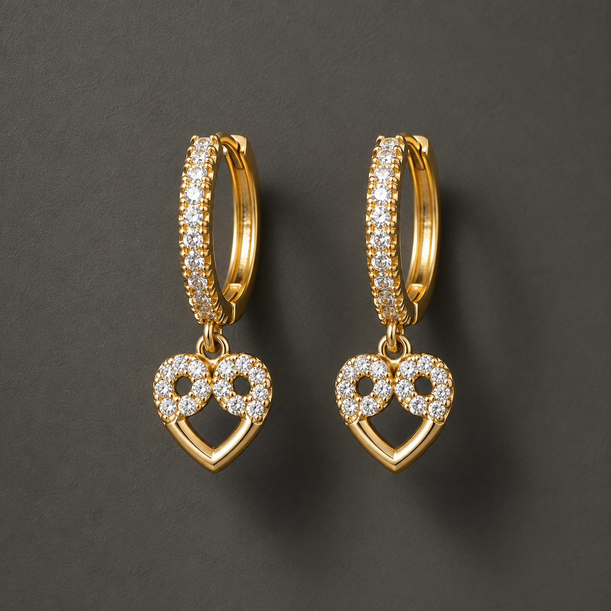 Earrings 618 — product photograph