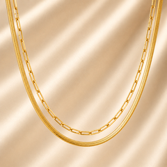 Necklace 1239 — product photograph