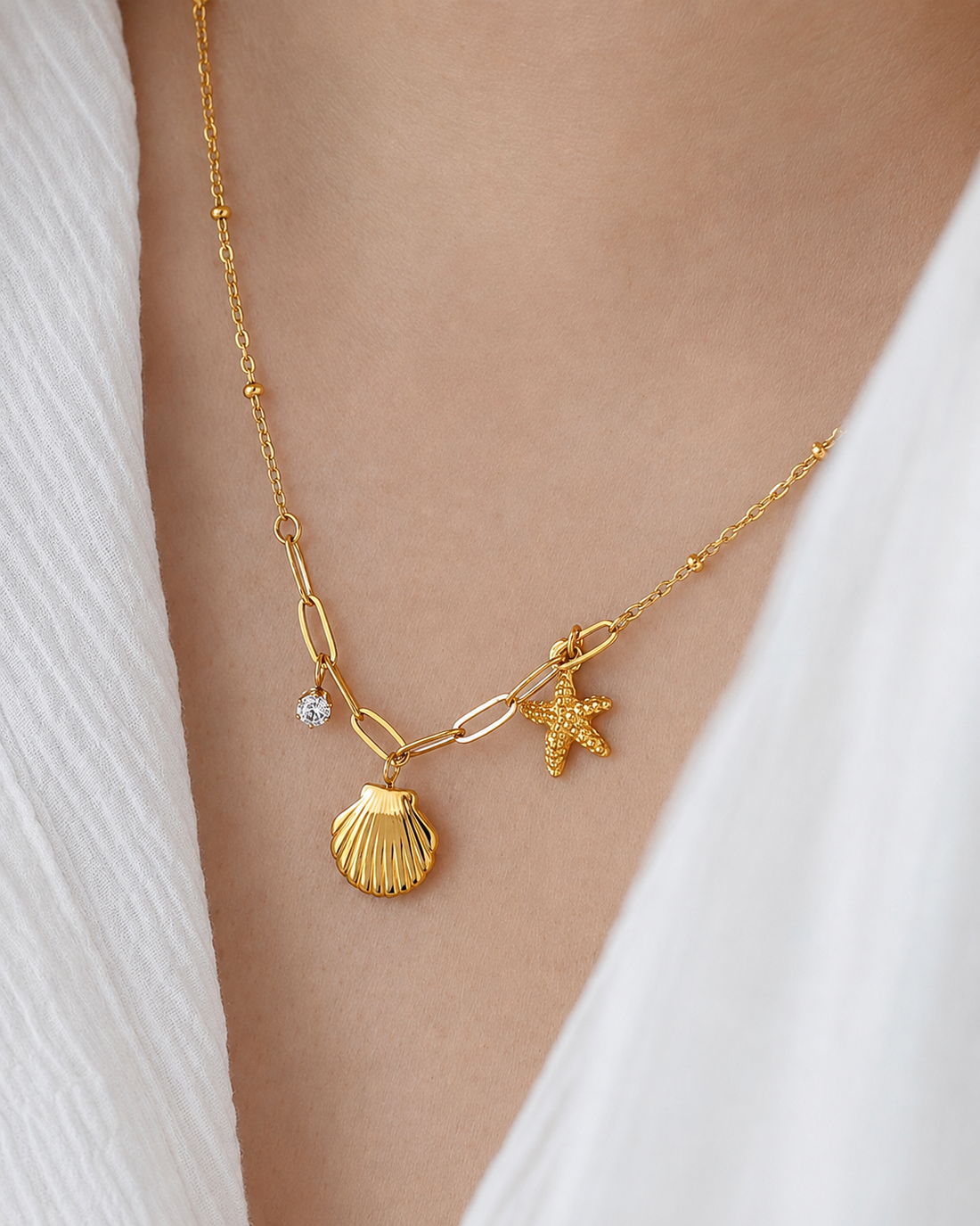 Necklace 1297 — product photograph