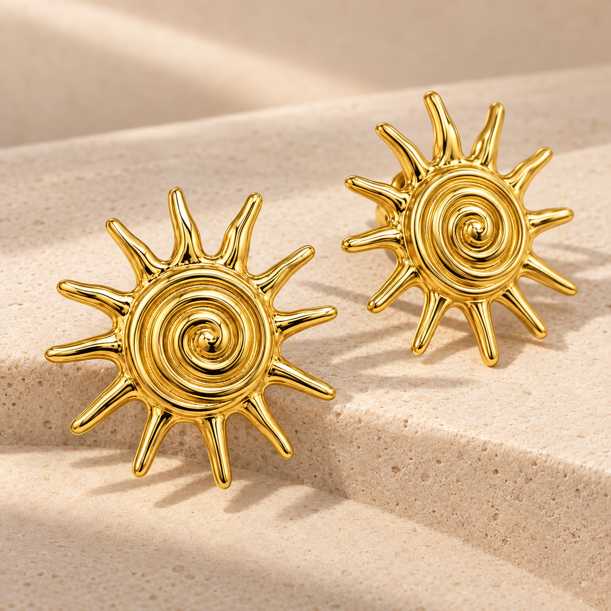 Earrings 640