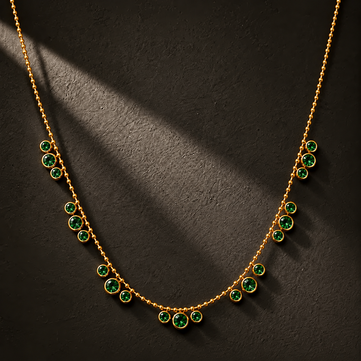 Necklace 1974 — product photograph