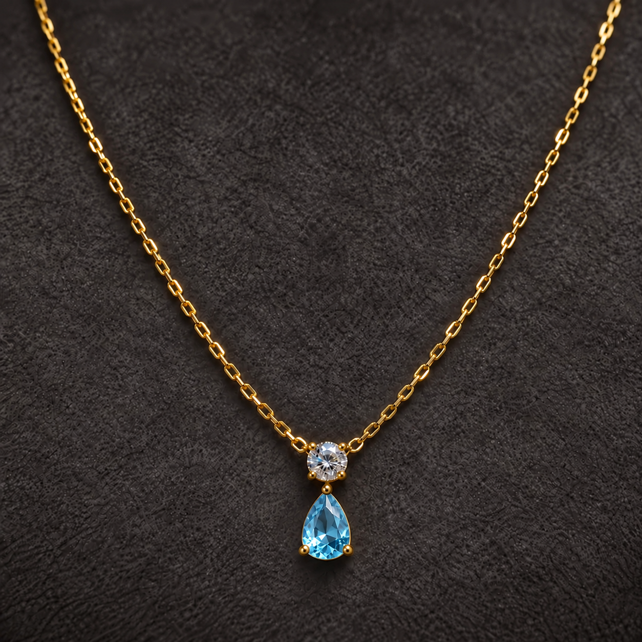 Necklace 1943 — product photograph