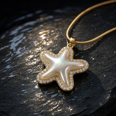 Necklace 1312 — product photograph