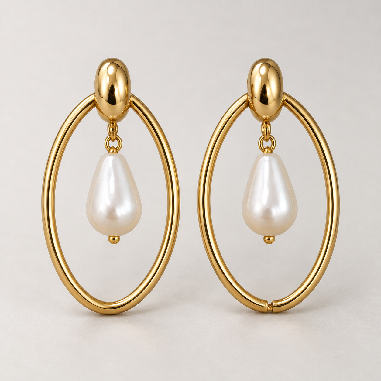 Earrings 684 — product photograph