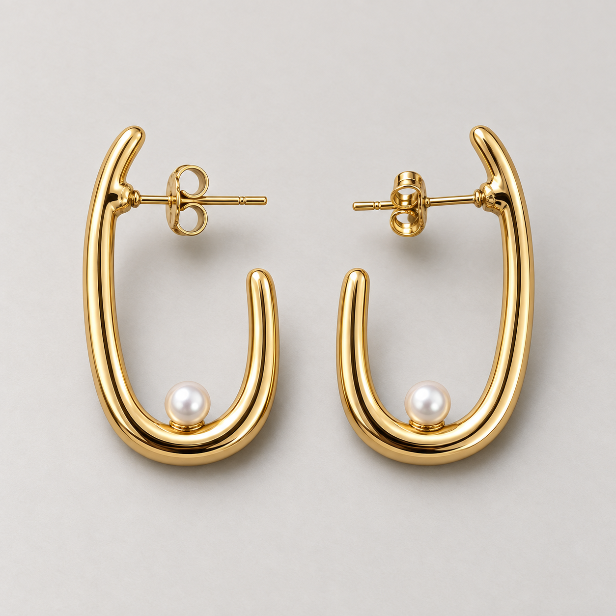 Earrings 678 — product photograph