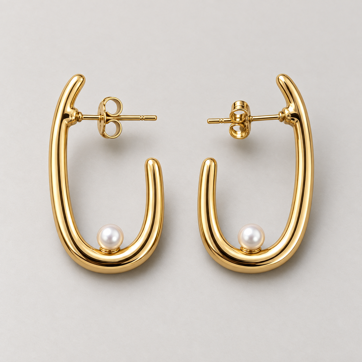Earrings 678 — product photograph