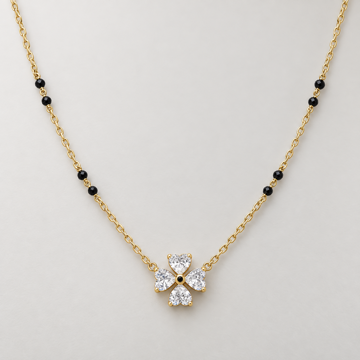 Necklace 1367 — product photograph
