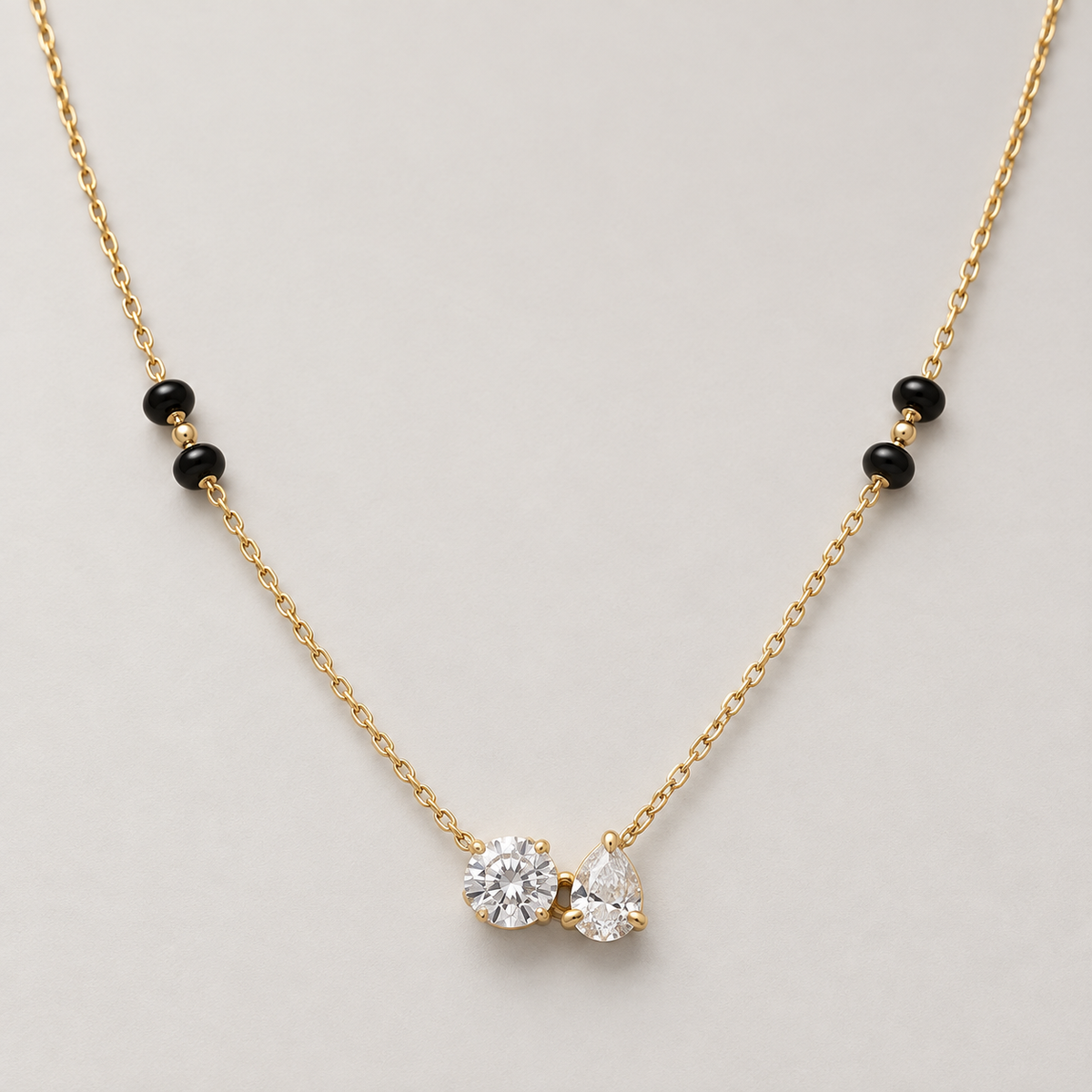 Necklace 1358 — product photograph
