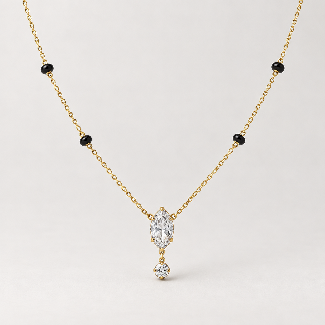 Necklace 1365 — product photograph