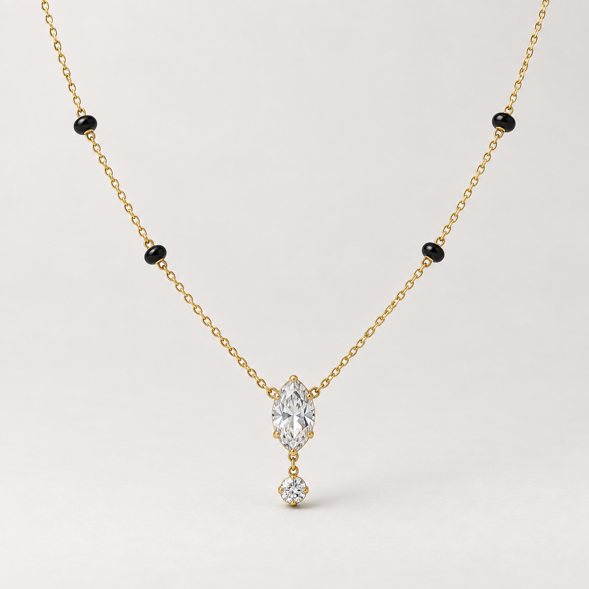 Necklace 1365 — product photograph
