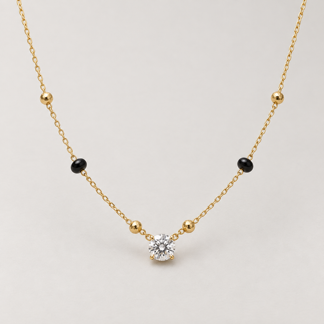 Necklace 1362 — product photograph