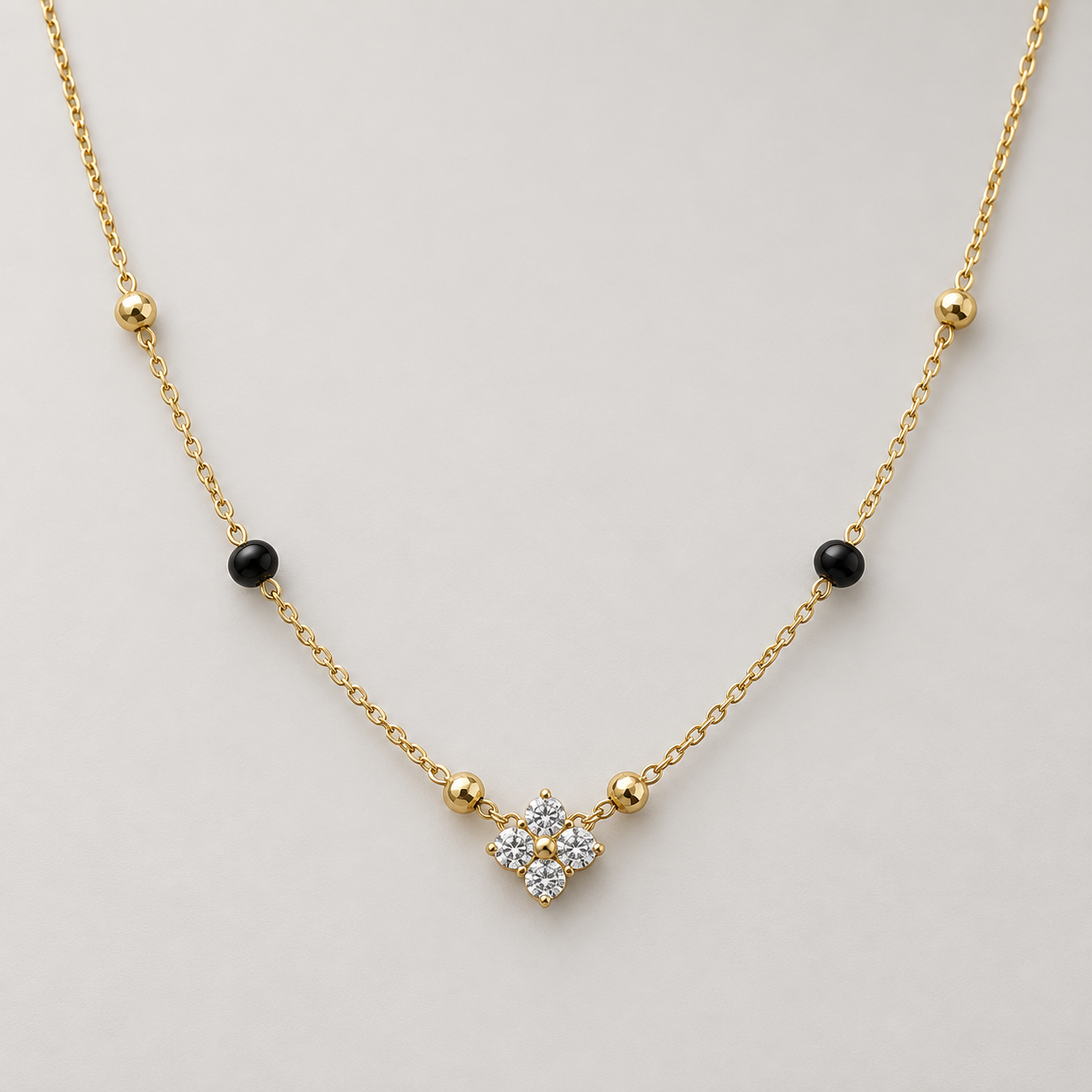 Necklace 1361 — product photograph