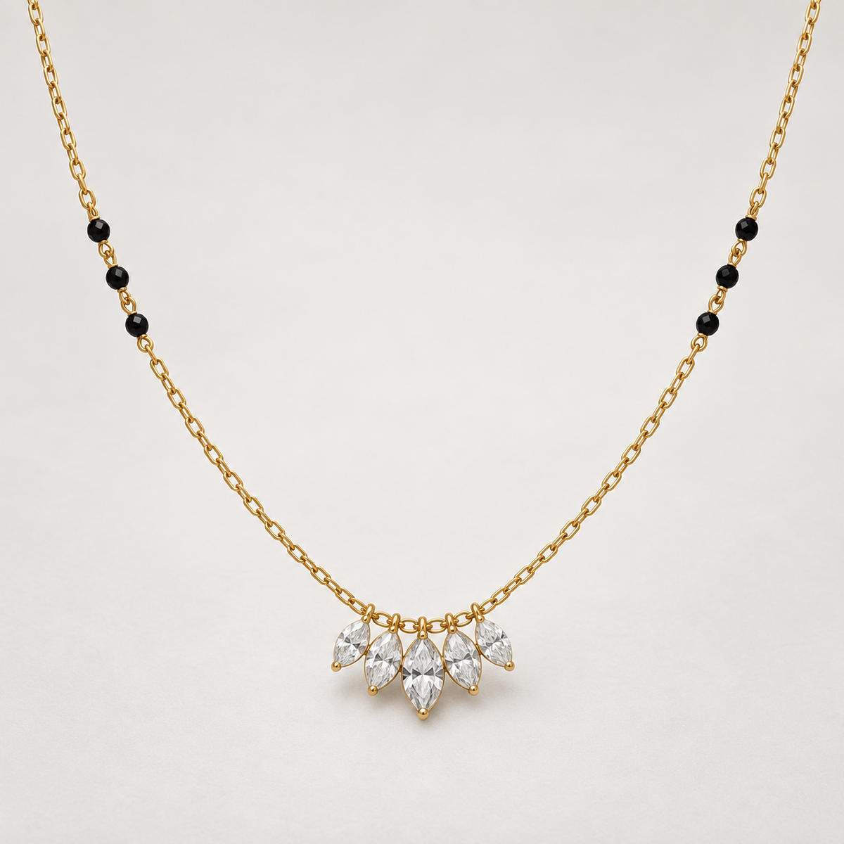 Necklace 1374 — product photograph