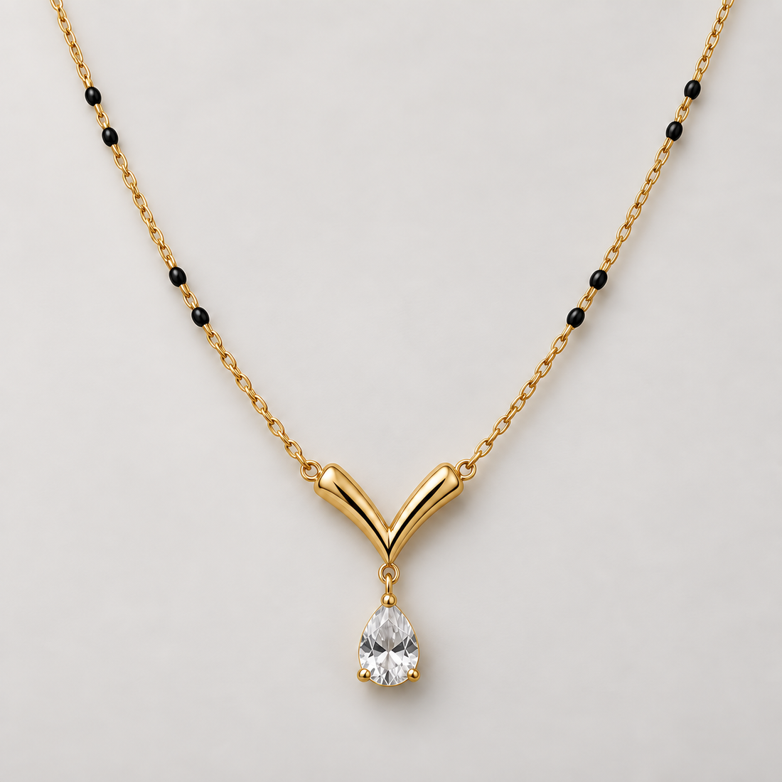 Necklace 1372 — product photograph