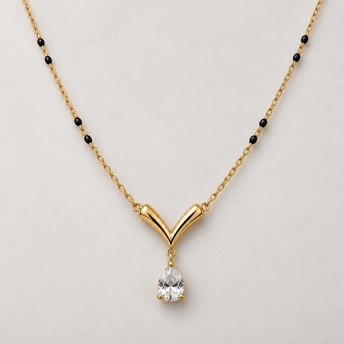 Necklace 1372 — product photograph