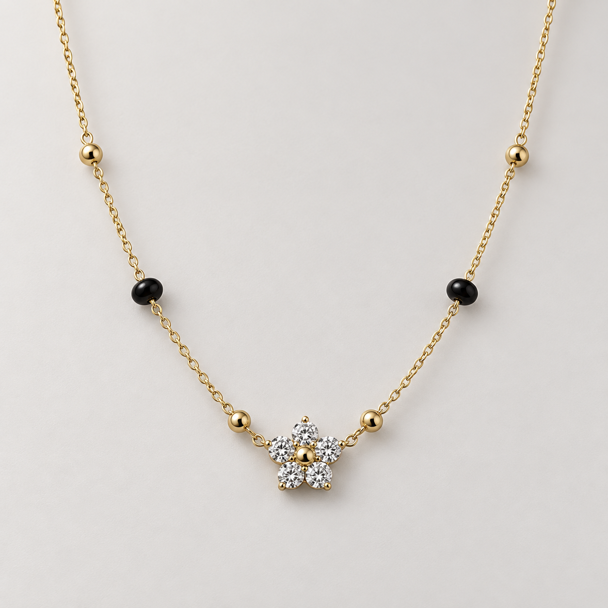 Necklace 1371 — product photograph