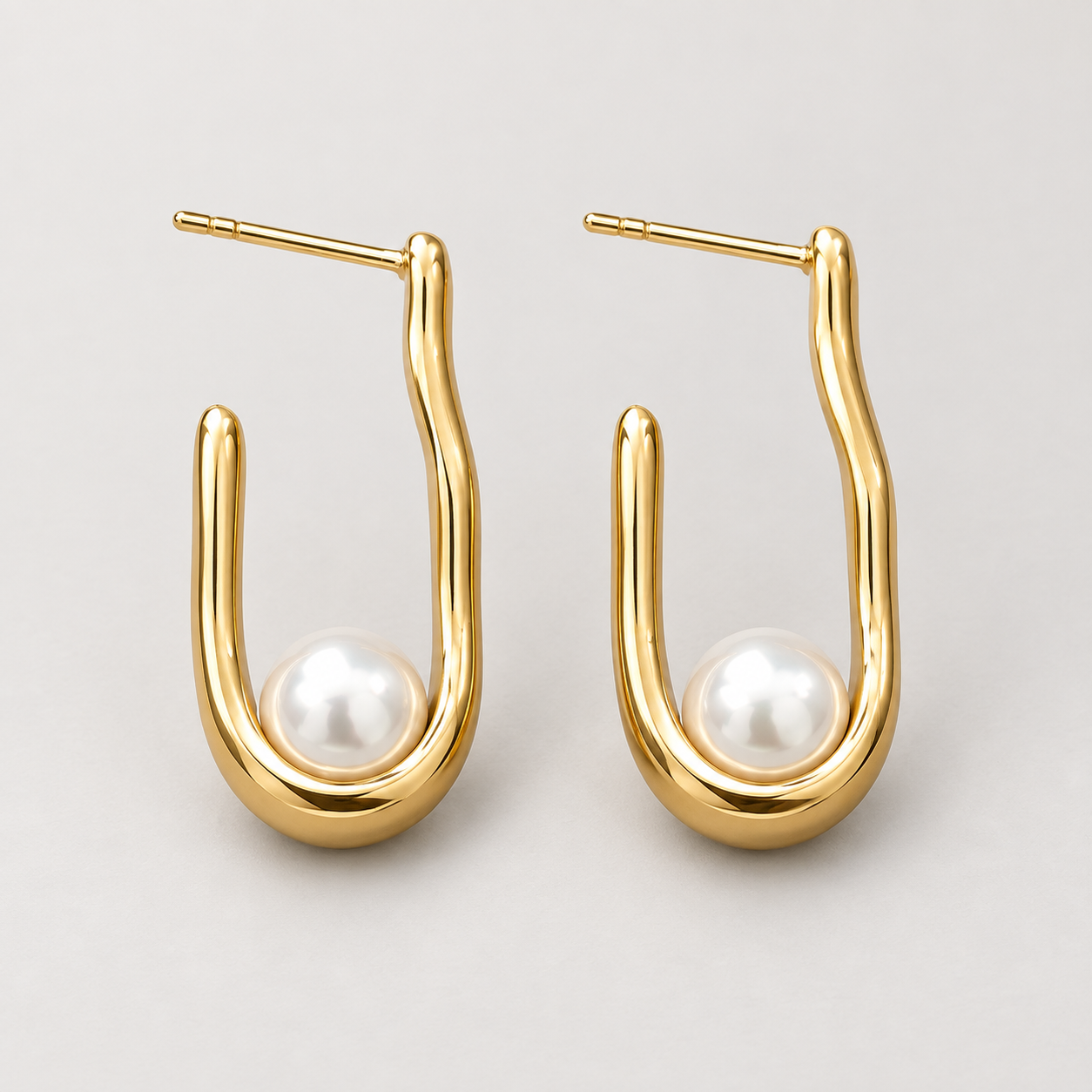 Earrings 693 — product photograph