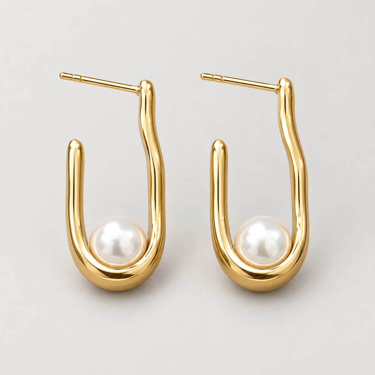 Earrings 693 — product photograph