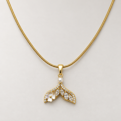 Necklace 1390 — product photograph