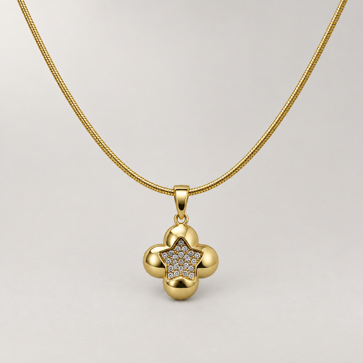 Necklace 1385 — product photograph