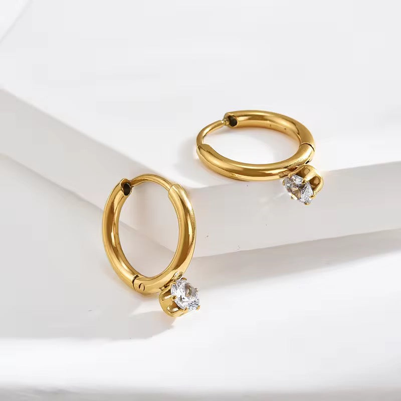 Earrings 521 - brass by Qimati