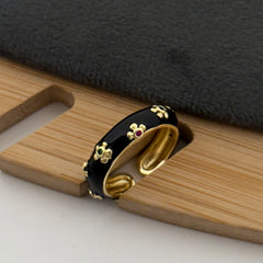 Rings 047