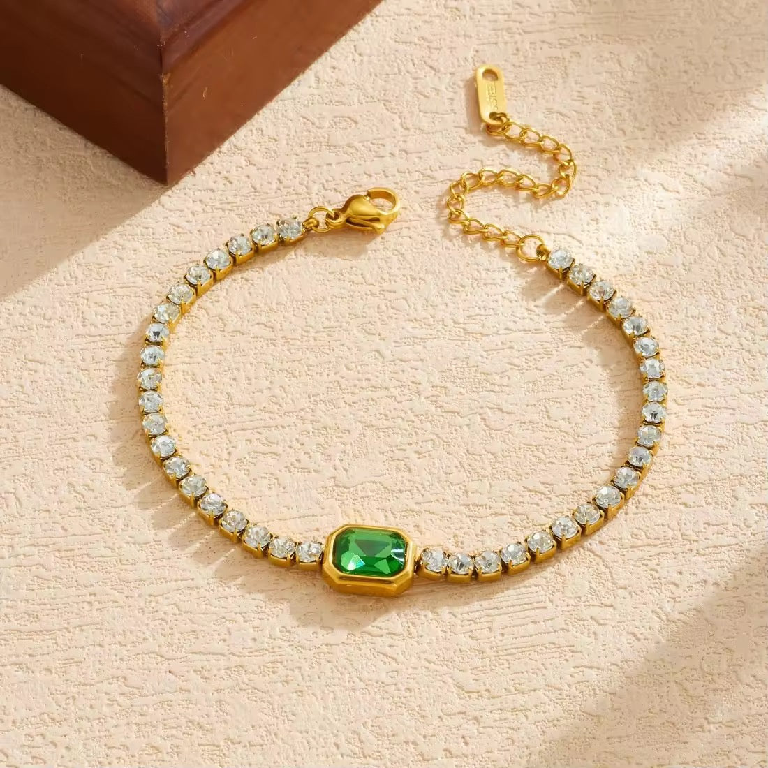 Chain Bracelet 075 - alternate view