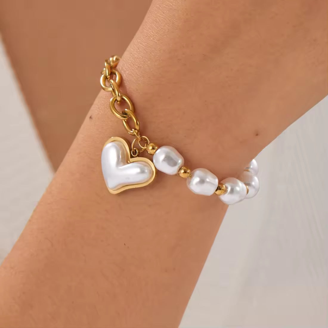 Chain Bracelet 074 - alternate view