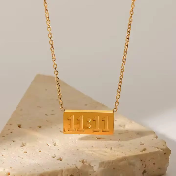 Necklace 198 - alternate view 2