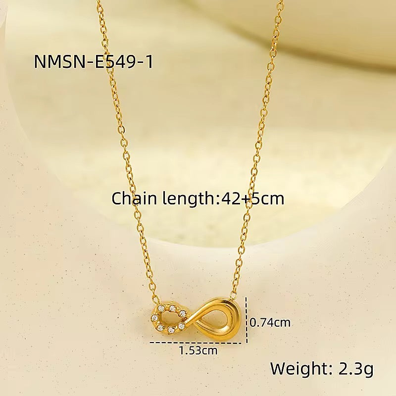 Necklace 195 - alternate view