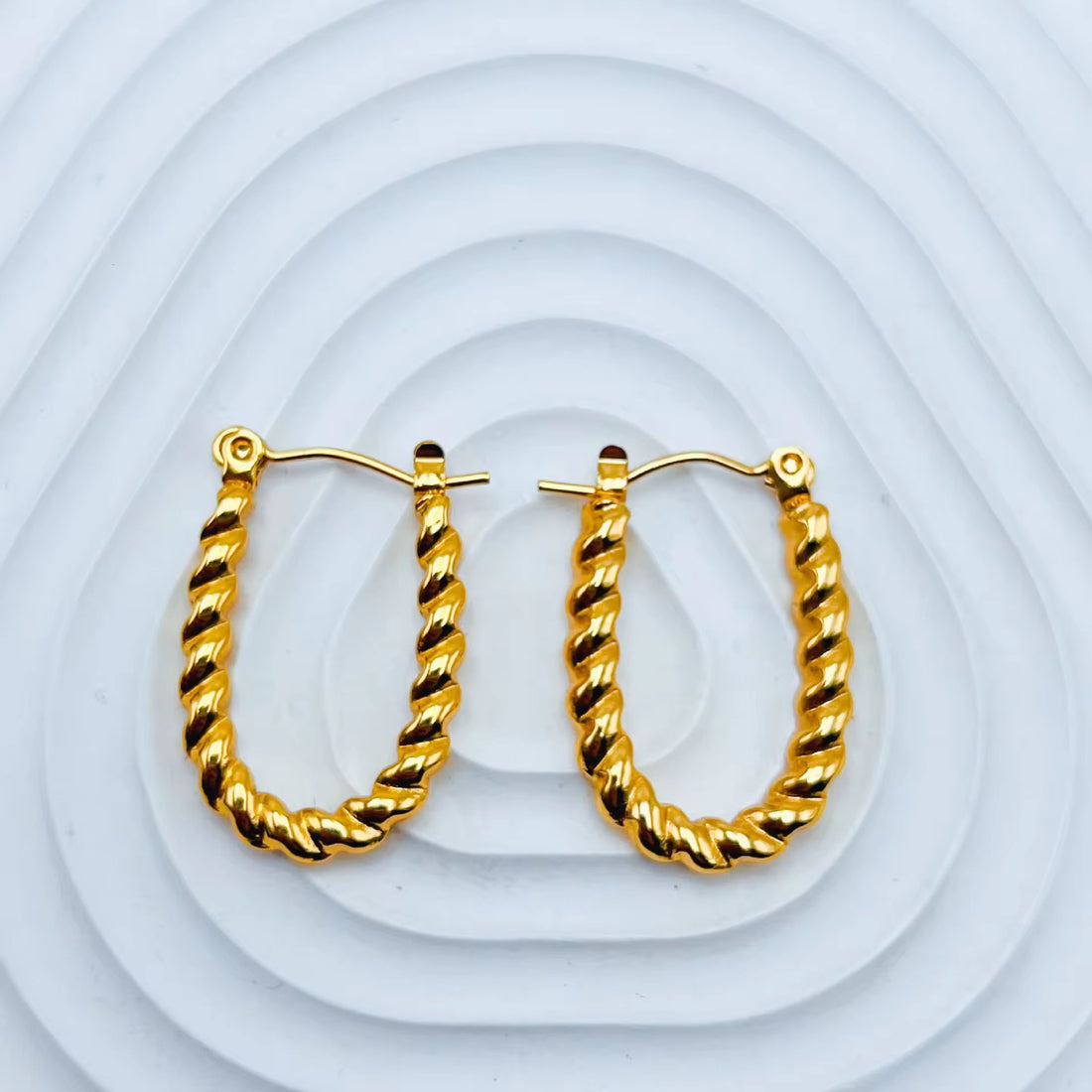 Earrings 146 - alternate view