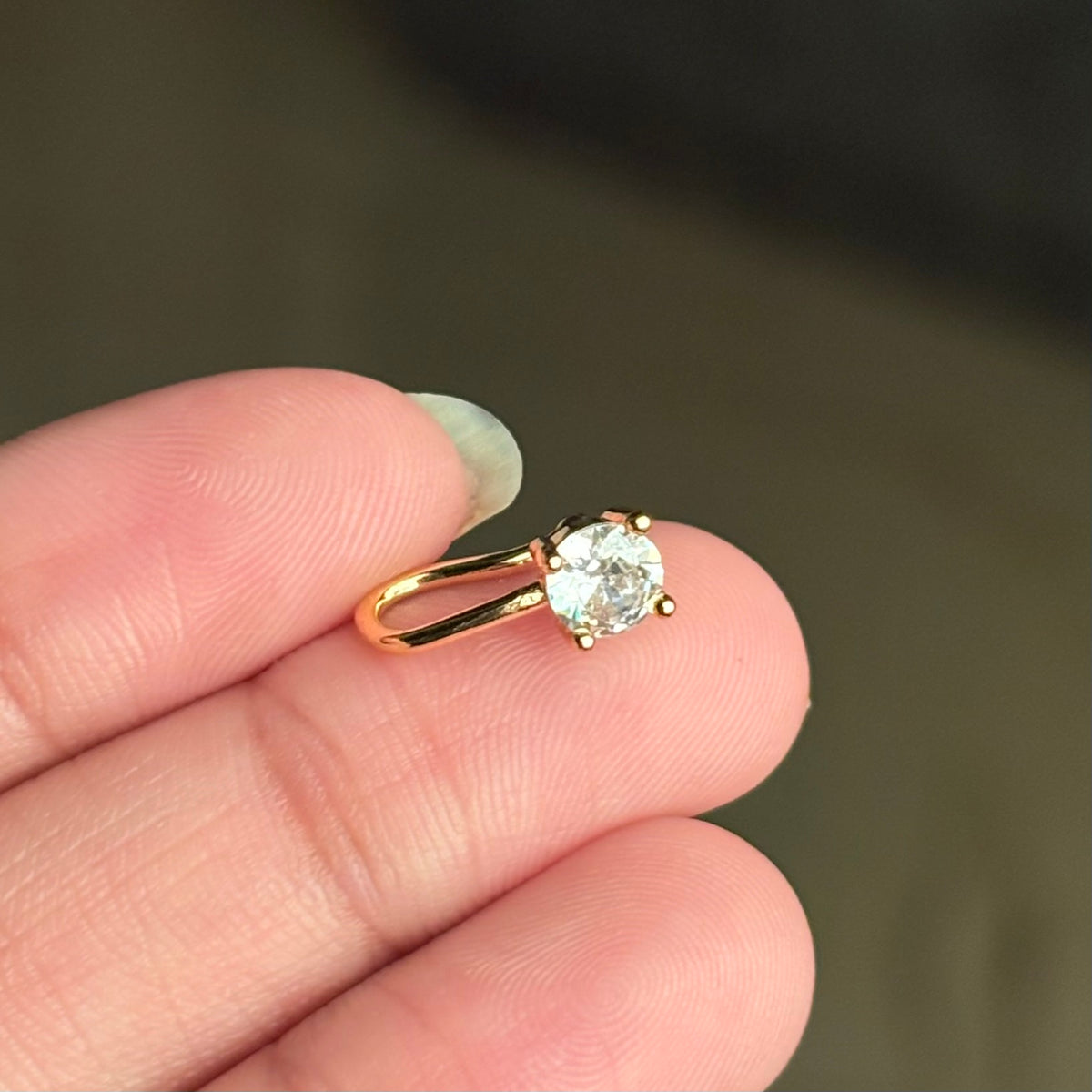 Nose Pin 001 - alternate view 3