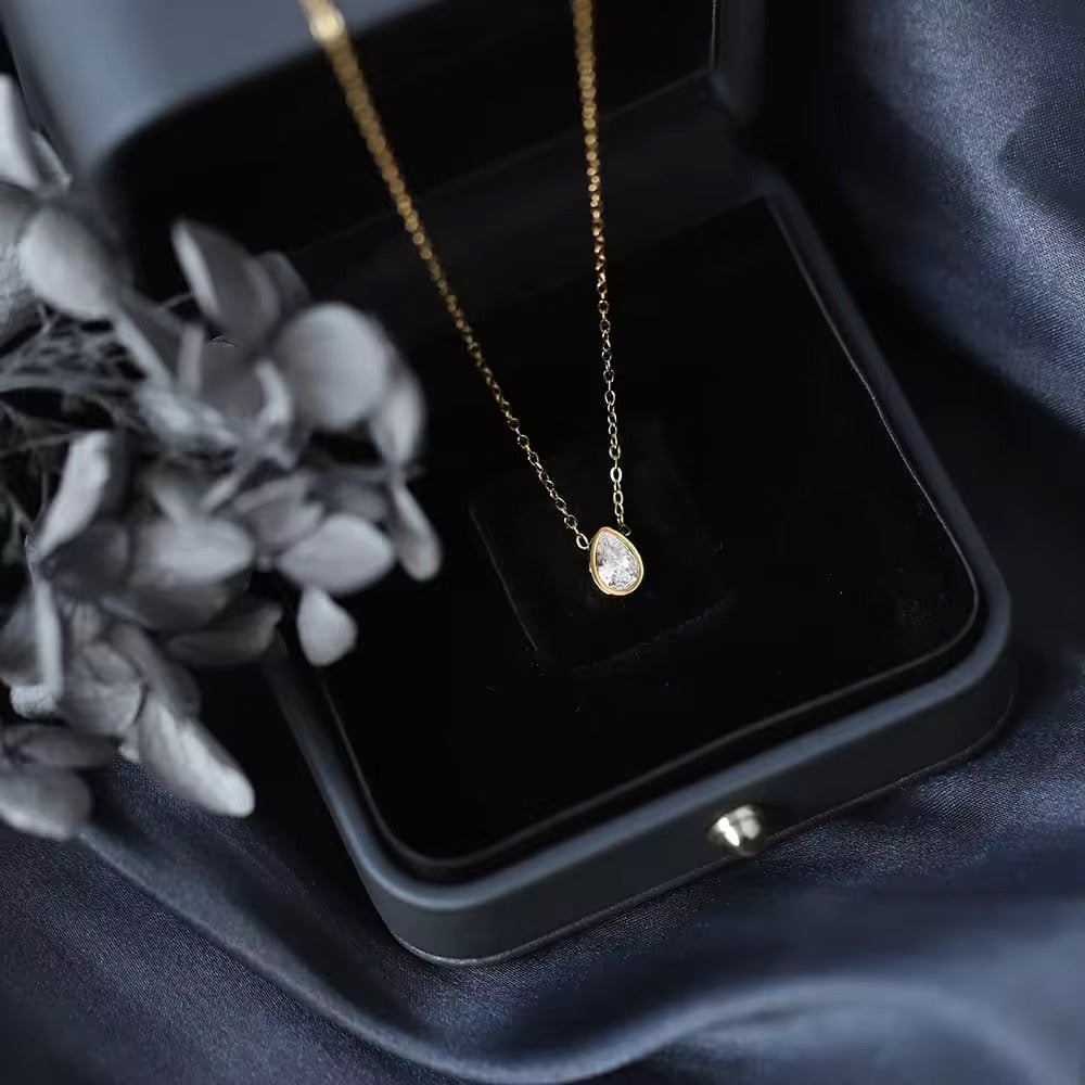 Necklace 223 - alternate view