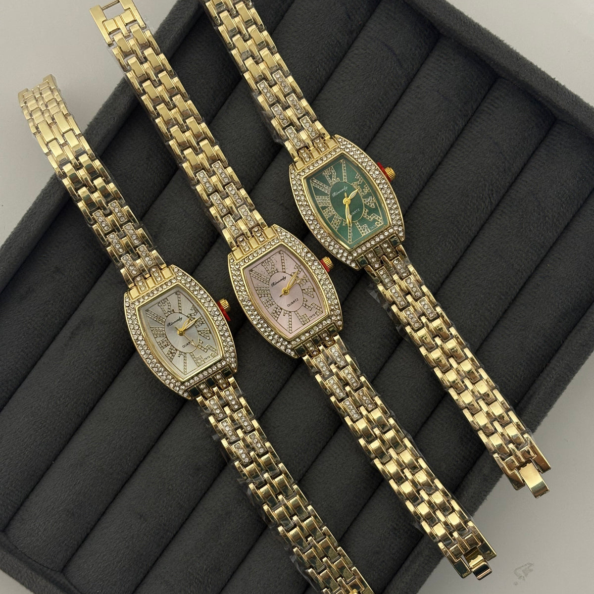 Watch 015