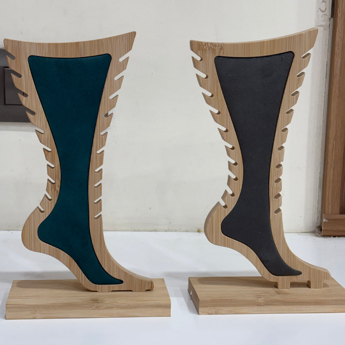 Anklet Display 001 - Qimati