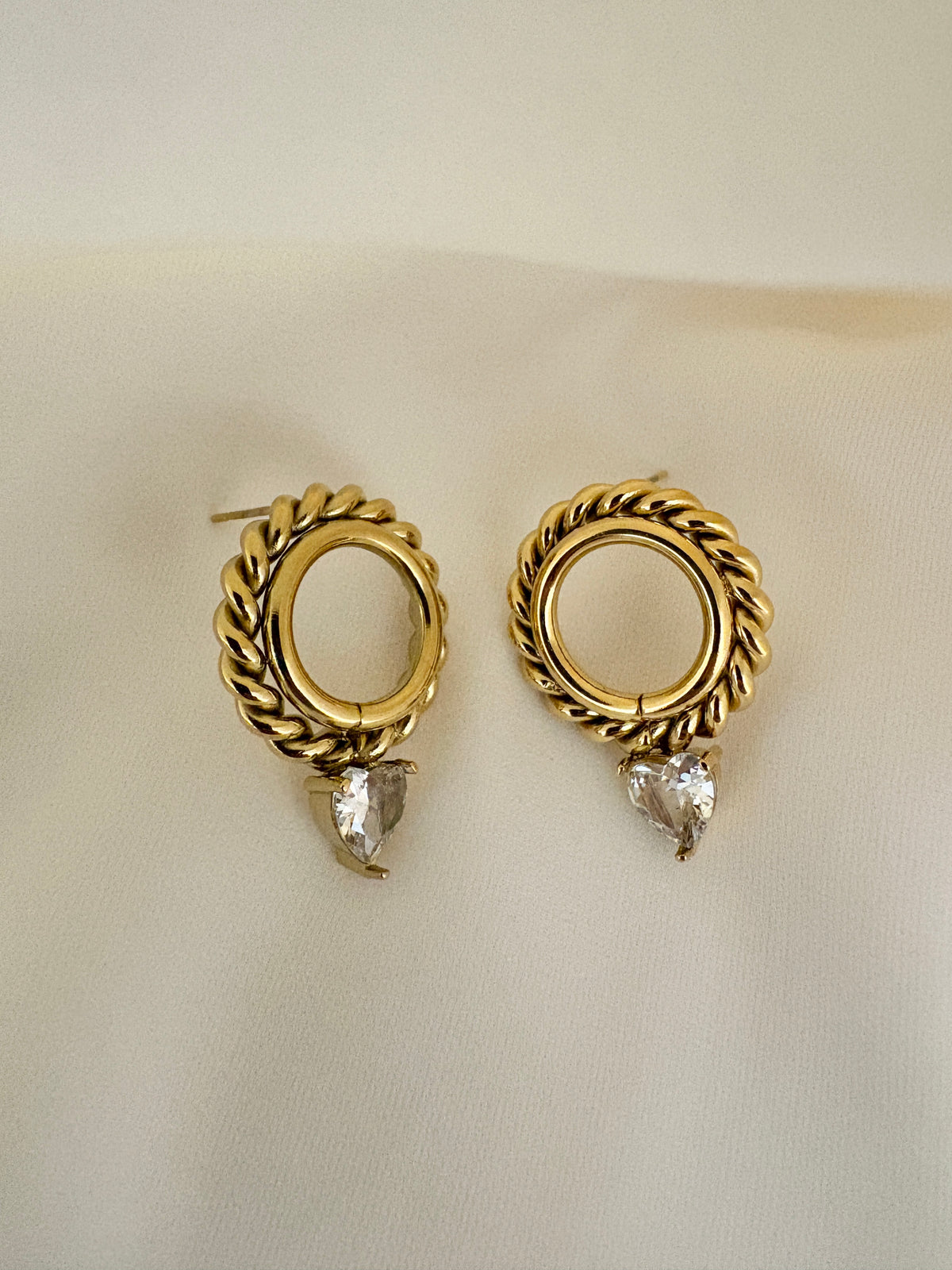 Qimati Earrings 4