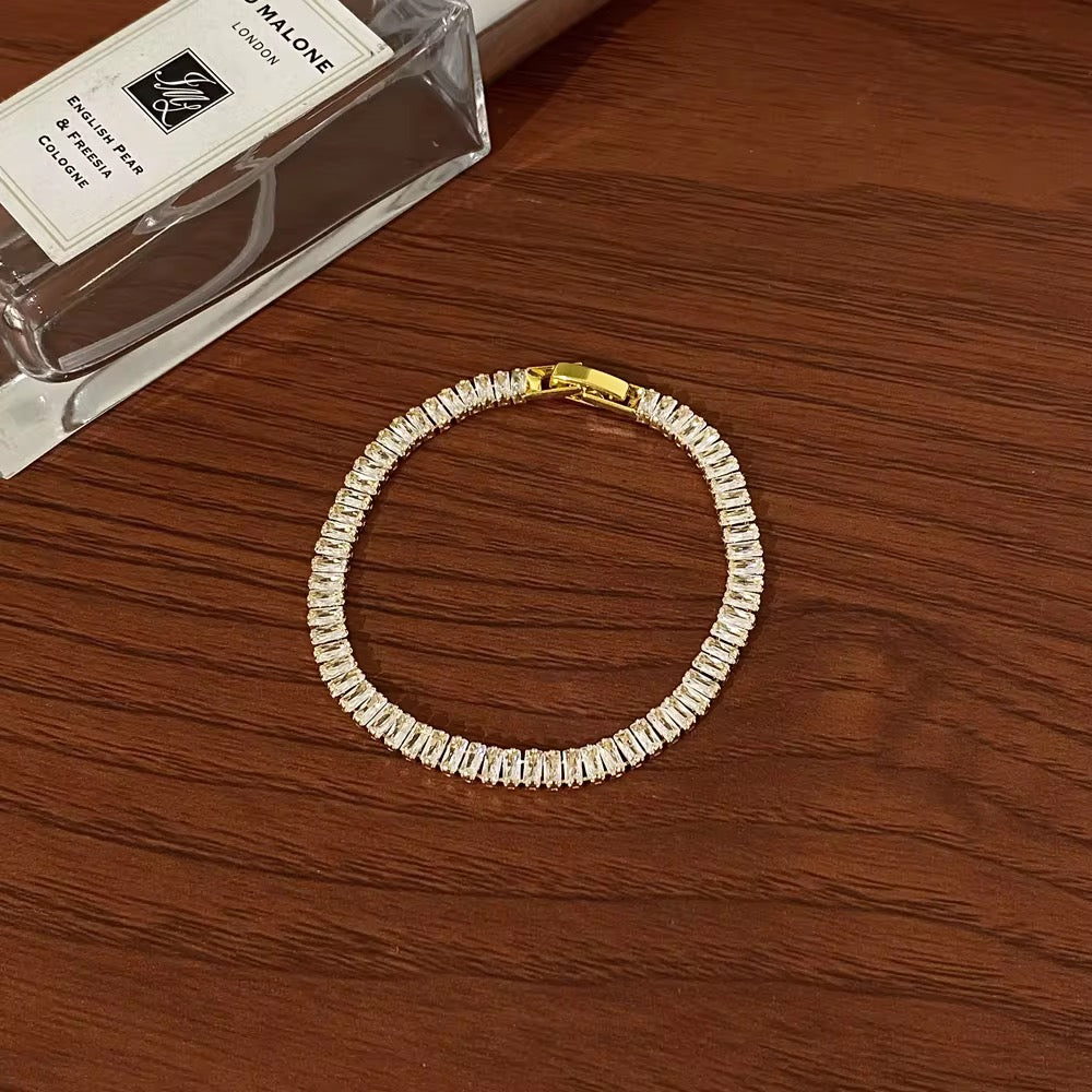 Chain Bracelet 193 - alternate view