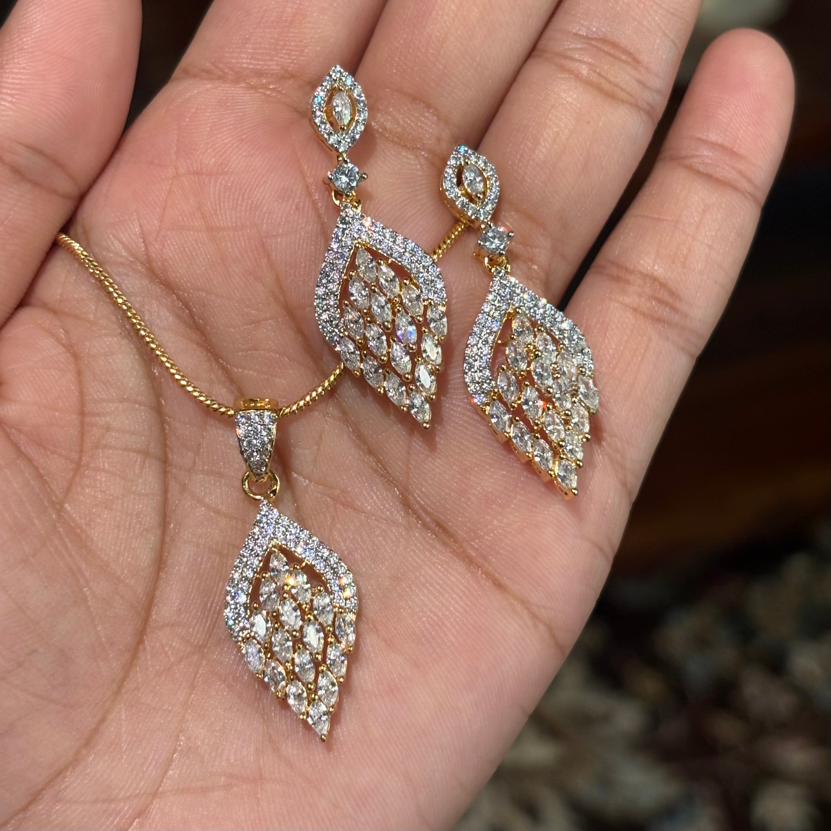 Indian Pendant Sets 018 (With chain) - Qimati