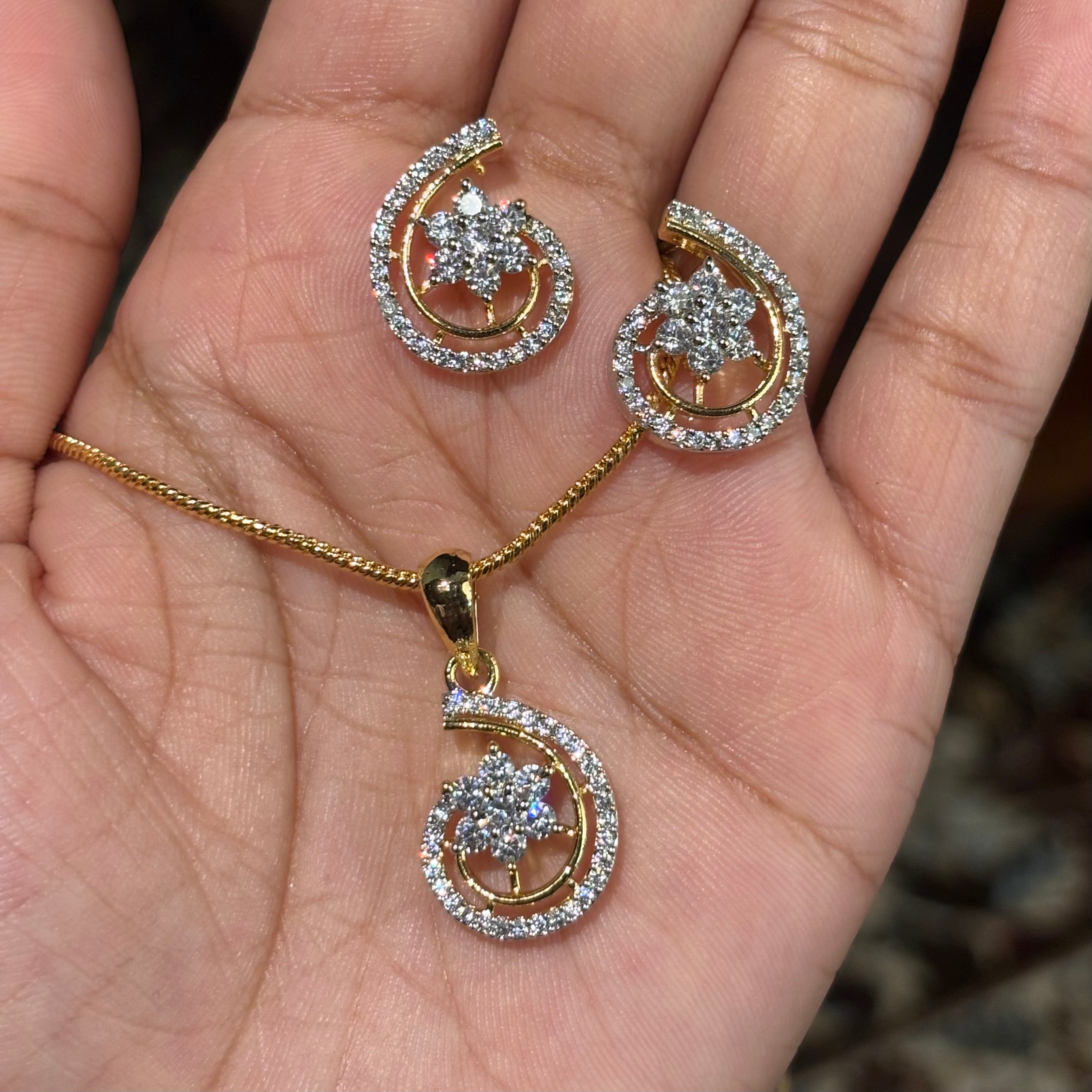 Indian Pendant Sets 019 (Without chain) - Qimati