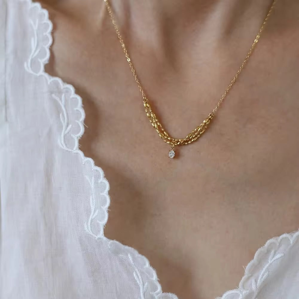 Necklace 585 - alternate view