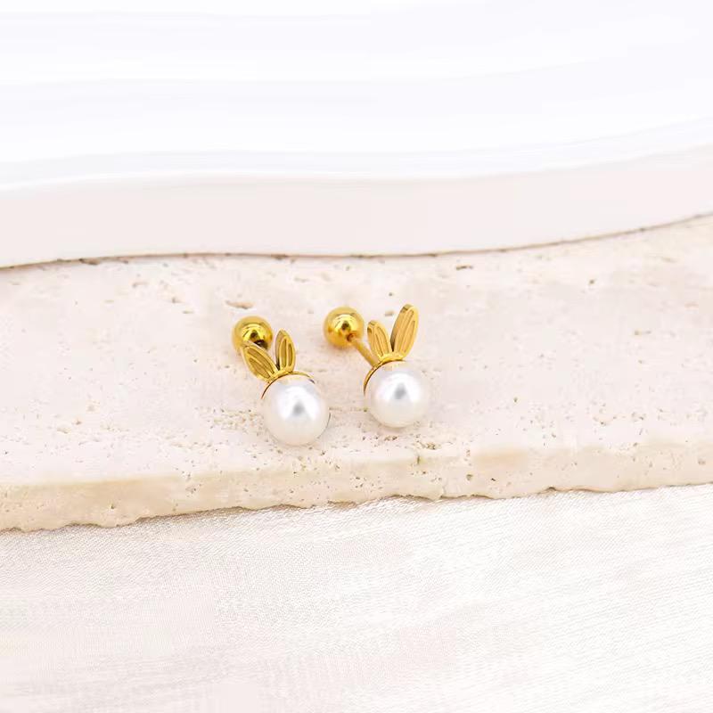 Earrings 200