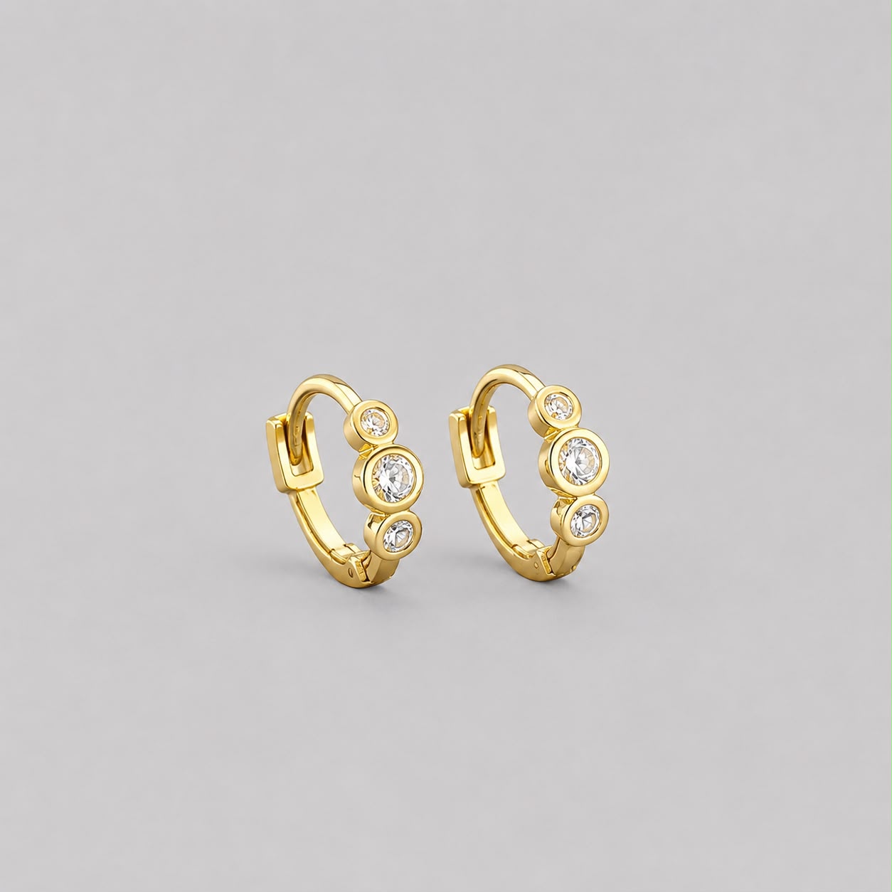 Earrings 571 (Small - Huggies)