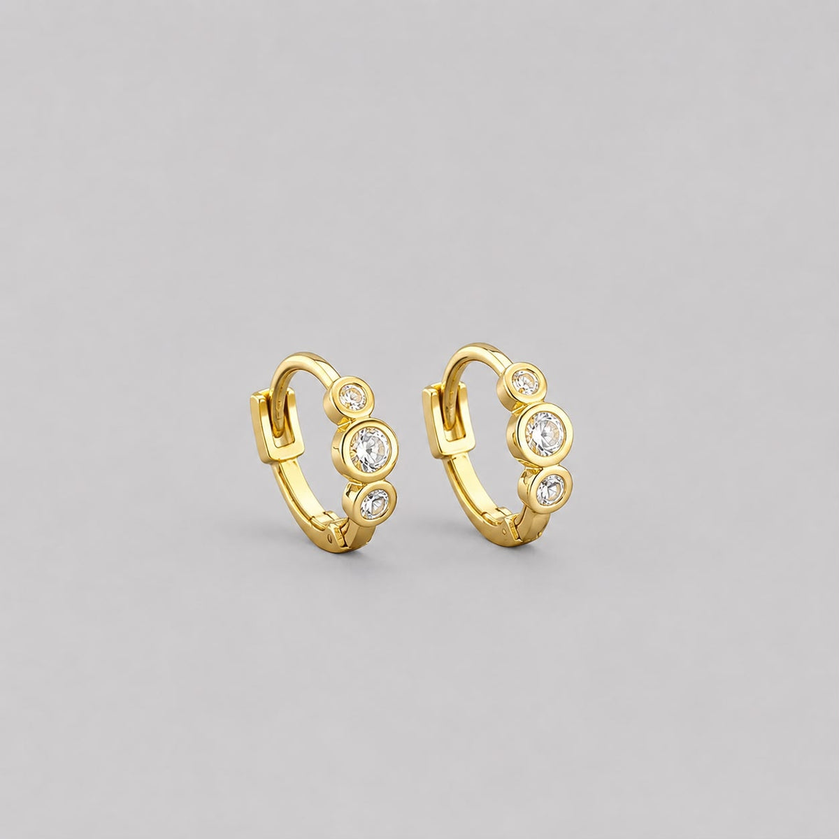 Earrings 571 (Small - Huggies)