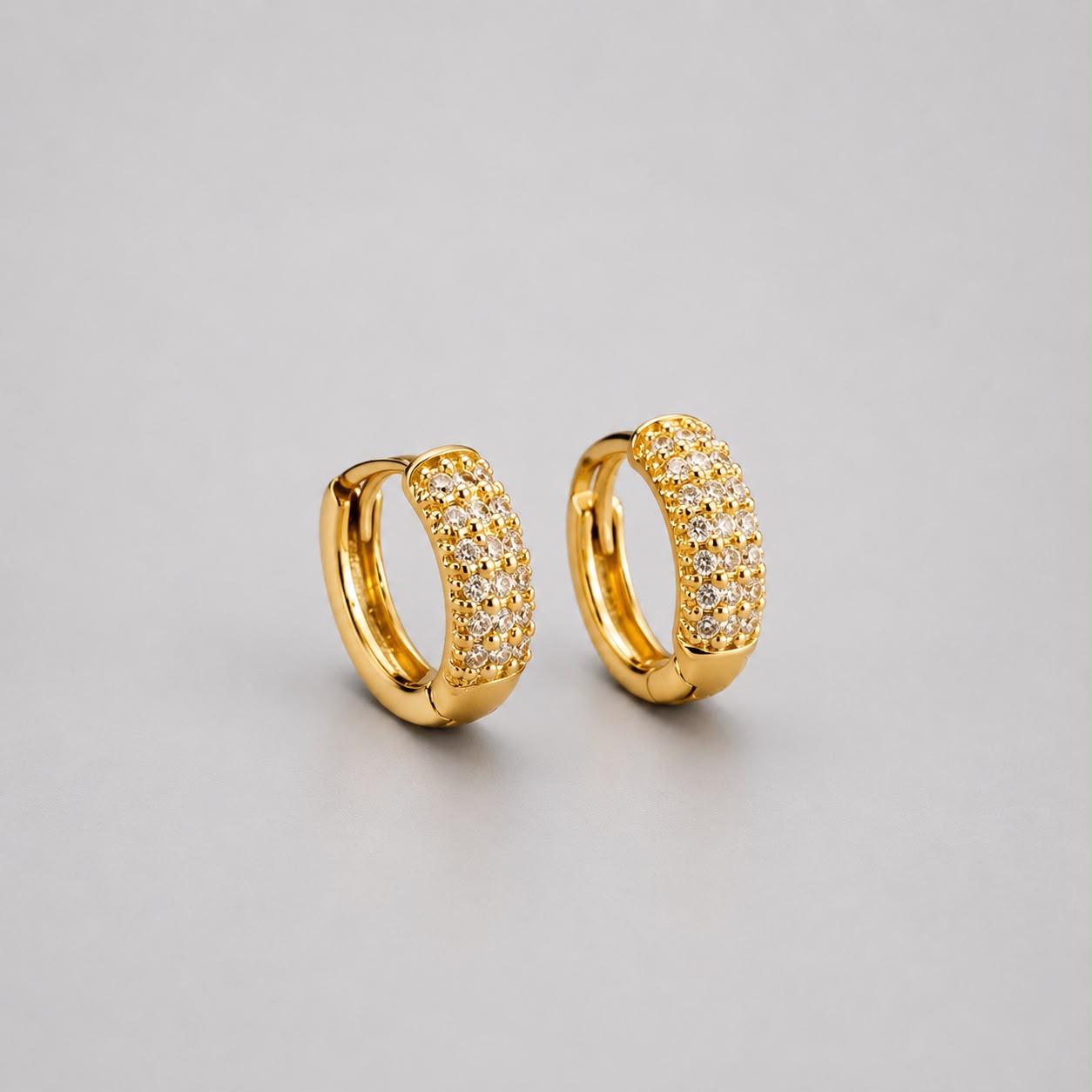 Earrings 572 (Small - Huggies)