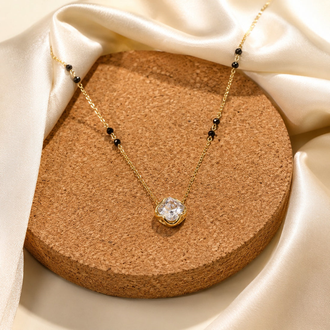 Necklace 711 - 316L stainless steel by Qimati