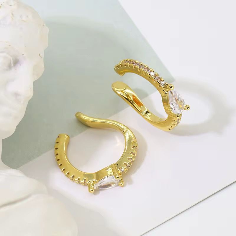 Earrings 358 (ear-cuff pair)