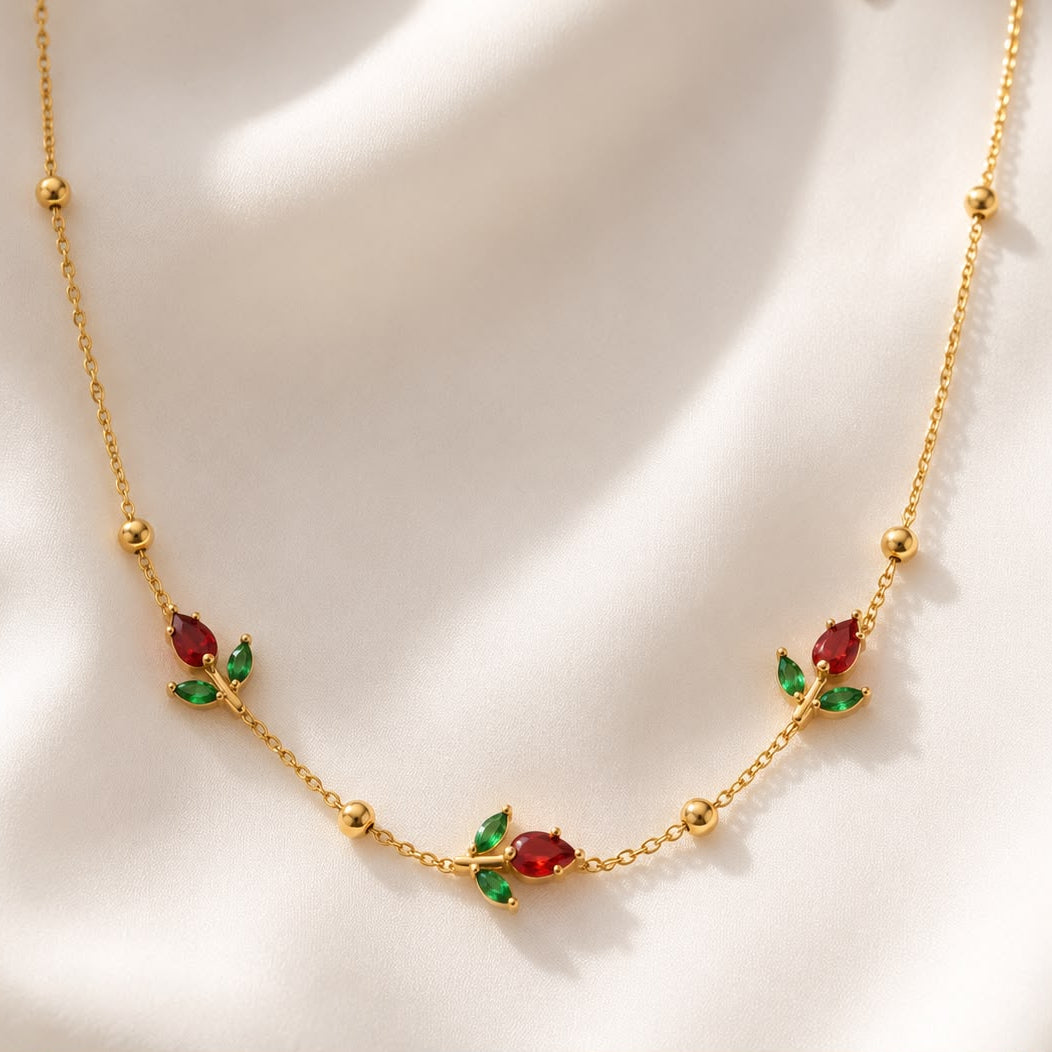 Necklace 730 - alternate view
