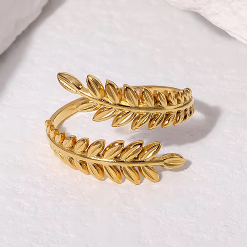 Rings 318 — product photograph